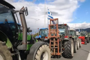 Ομόφωνο ψήφισμα συμπαράστασης στους αγρότες από το Δημοτικό Συμβούλιο Δυτικής Αχαΐας