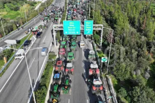 Το pelop.gr στα μπλόκα των αγροτών: Εντυπωσιακές εικόνες από drone στη νέα εθνική οδό Πατρών-Πύργου