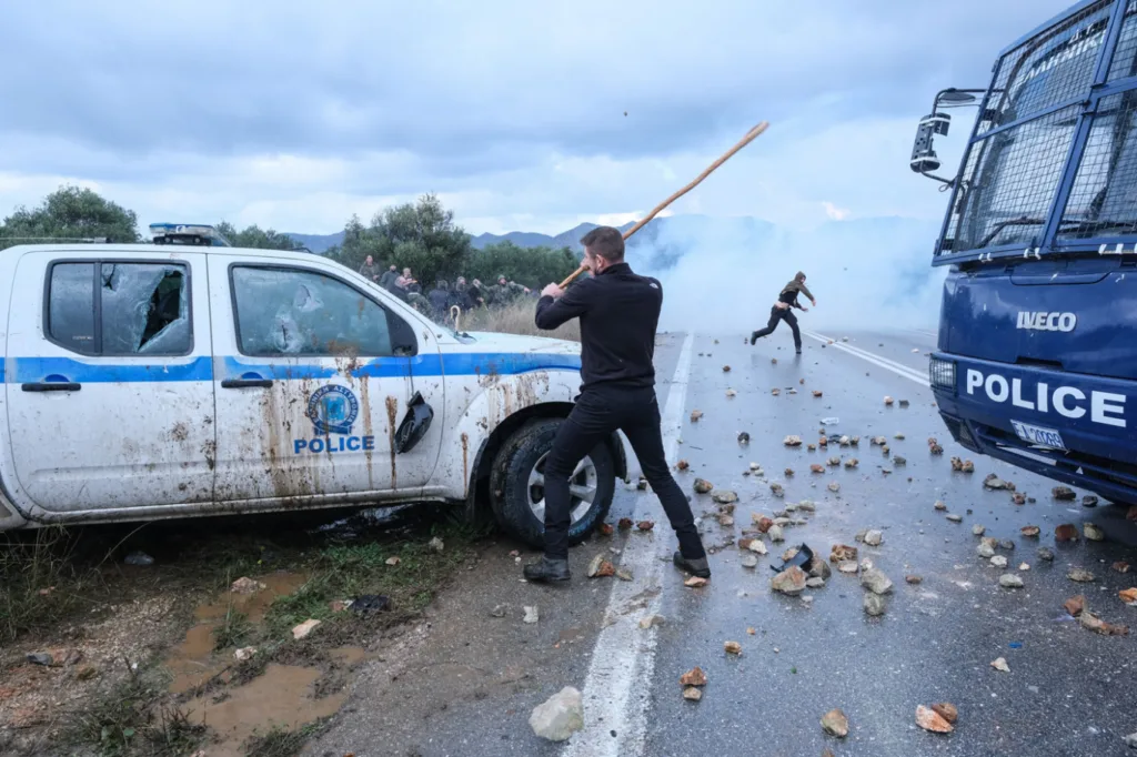 Κρήτη: Αγρότες χτύπησαν αστυνομικούς, ταυτοποιήθηκαν οι δράστες που διώκονται για εγκληματική οργάνωση, ΦΩΤΟ