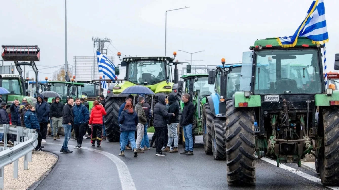 Τα νέα δεδομένα με τους αγρότες, τα αιτήματά τους και ποια είναι τα μέτρα που συζητά η Κυβέρνηση