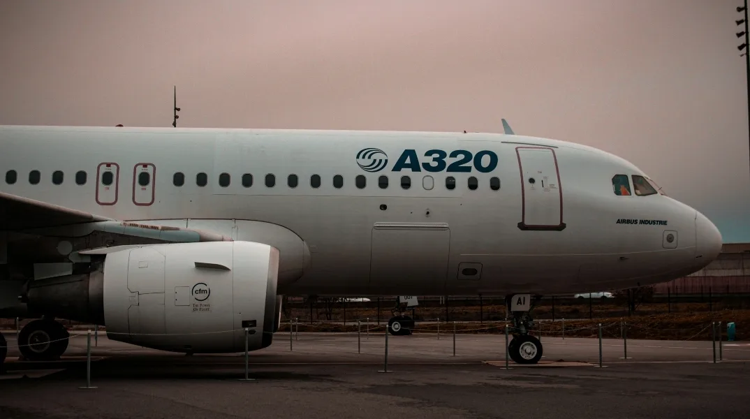 Reuters: Πρόβλημα ποιότητας στην Airbus θέτει σε κίνδυνο τον φιλόδοξο στόχο παραδόσεων για το 2025