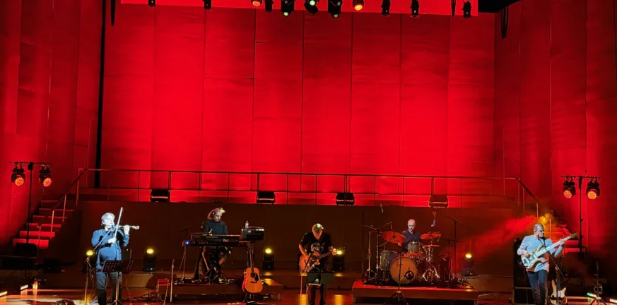 Κατάμεστο το Συνεδριακό Κέντρο στην Πάτρα για τον Αλκίνοο Ιωαννίδη - Μια συναυλία-γιορτή για τα 61 χρόνια του Πανεπιστημίου ΦΩΤΟ