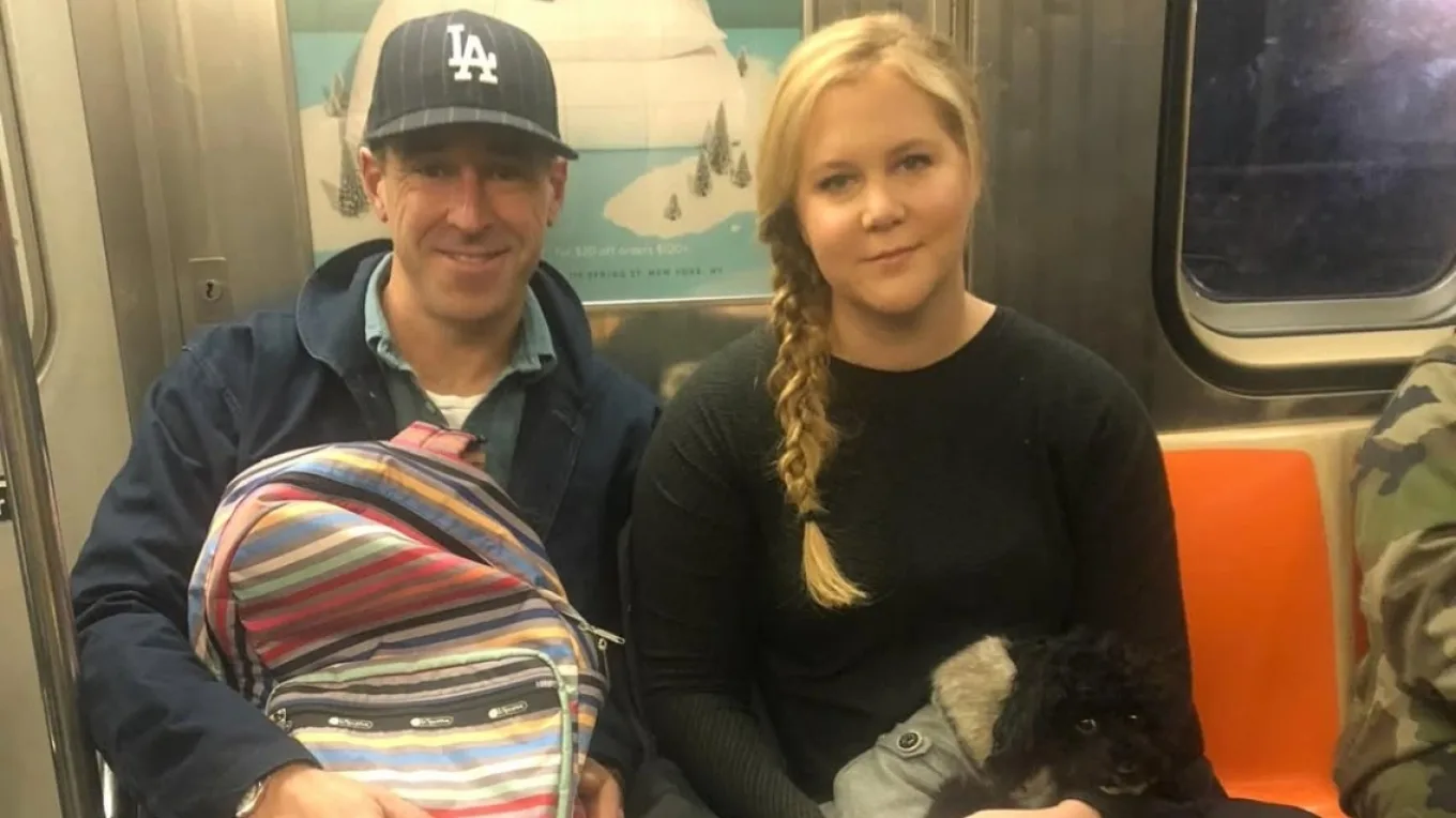 «Οικογένεια για πάντα», η ατάκα της Έιμι Σούμερ έπειτα από τον χωρισμό της μετά από 7 χρόνια γάμου «Οικογένεια για πάντα», η ατάκα της Έιμι Σούμερ έπειτα από τον χωρισμό της μετά από 7 χρόνια γάμου