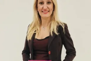 Νέο βραβείο για την Ελ. Αντωνίου