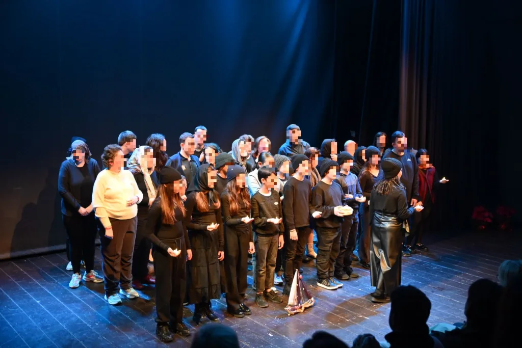 Πάτρα: Μια χριστουγεννιάτικη γιορτή γεμάτη φως από το ΚΔΑΠ ΑμεΑ ΚΟΜΑΙΘΩ και το ΔΗΠΕΘΕ ΦΩΤΟ