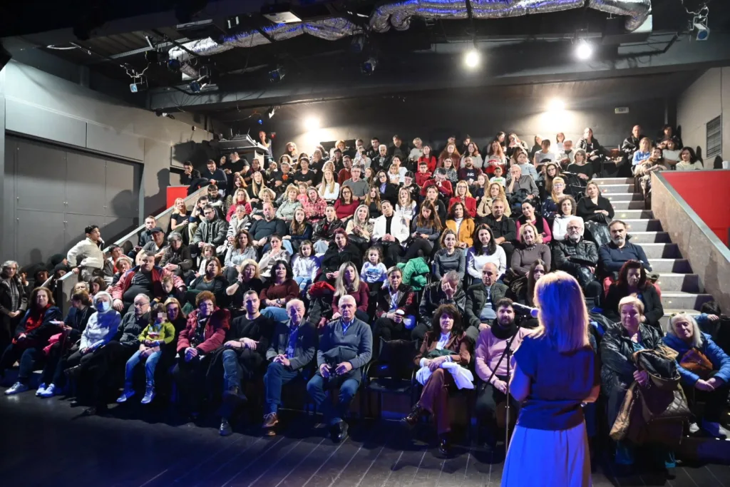 Πάτρα: Μια χριστουγεννιάτικη γιορτή γεμάτη φως από το ΚΔΑΠ ΑμεΑ ΚΟΜΑΙΘΩ και το ΔΗΠΕΘΕ ΦΩΤΟ