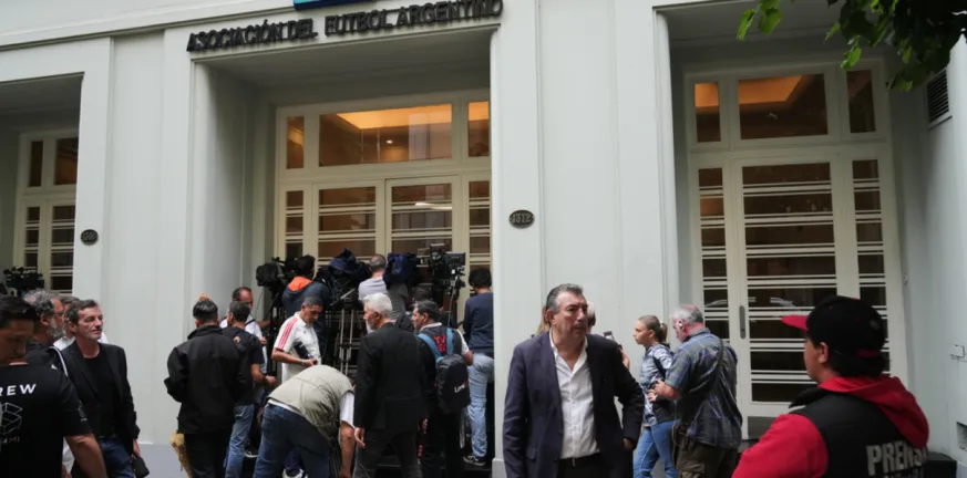 Οσμή τεράστιου σκανδάλου στην Αργεντινή: Έφοδος της Αστυνομίας στην Ποδοσφαιρική Ομοσπονδία και 17 συλλόγους
