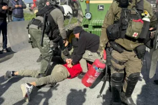 Θεσσαλία: Έλαβαν προθεσμία οι δύο αγρότες για τα επεισόδια στον κόμβο της Νίκαιας