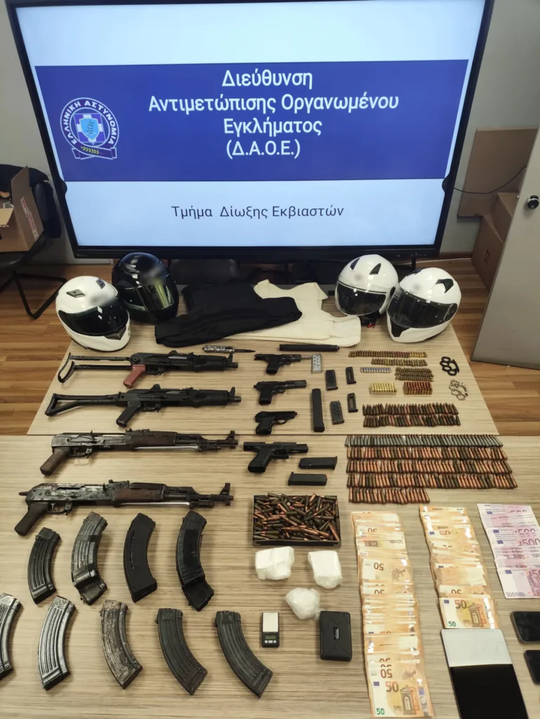 Greek Mafia: Οπλοστάσιο στην Καλλιθέα, όλα όσα βρέθηκαν σε γιάφκα, ΦΩΤΟ, ΒΙΝΤΕΟ