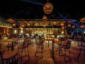 ΚΑΦΕ - ΜΠΑΡ - ΕΣΤΙΑΤΟΡΙΟ