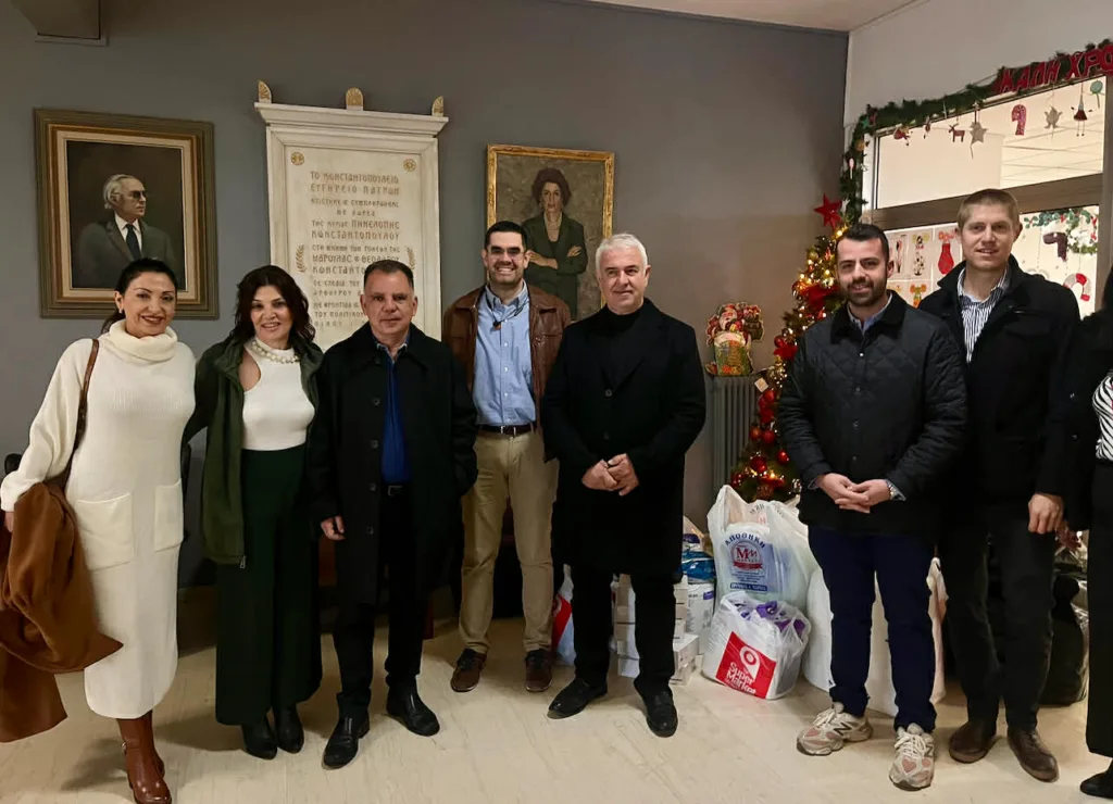 Σύλλογος Αρκάδων Πάτρας «Θεόδωρος Κολοκοτρώνης»: Επίσκεψη στο Κωνσταντοπούλειο και ανταλλαγή ευχών με τον Μητροπολίτη, ΦΩΤΟ