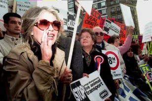 Μπριζίτ Μπαρντό: Σε κοιμητήριο του Σεν Τροπέ η ταφή της