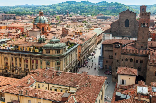 Μπολόνια: Η «κόκκινη» πόλη, τι να δείτε