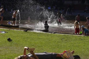 Το 2025 οδεύει να γίνει η πιο ζεστή χρονιά που έχει καταγραφεί ποτέ στη Βρετανία