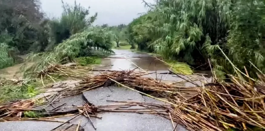 Σε καθεστώς έκτακτης ανάγκης Μεγαρέων, Μάνη, Ευρώτας και τμήματα της Μάνδρας – Συνεχίζει να δοκιμάζει η «BYRON»