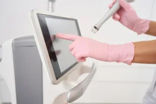 Ο ρόλος των σύγχρονων μηχανημάτων αισθητικής στη λειτουργία ενός ινστιτούτου