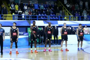 «Εβρεξε» τρίποντα στο Περιστέρι και… νίκη-μποναμάς για Προμηθέα