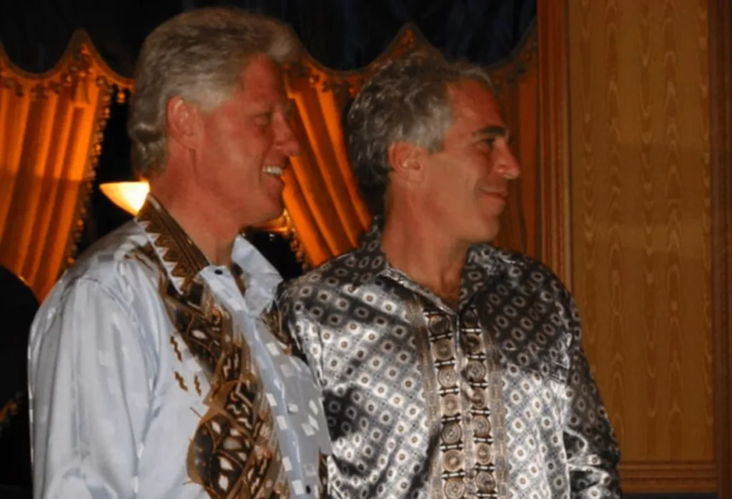 Στο φως τα αρχεία Επστάιν: Χιλιάδες έγγραφα, πολιτική θύελλα και καταγγελίες για συγκάλυψη