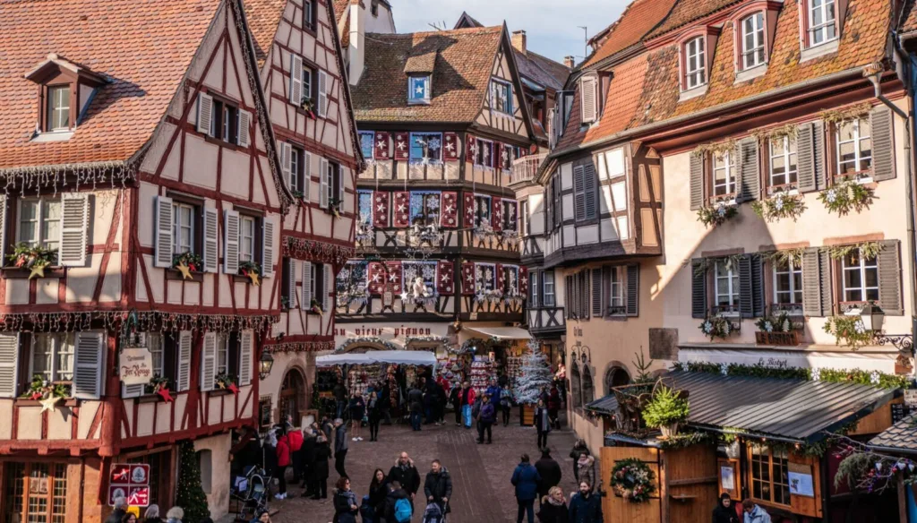 10 ευρωπαϊκοί προορισμοί όπου τα Χριστούγεννα ζωντανεύουν σαν παραμύθι