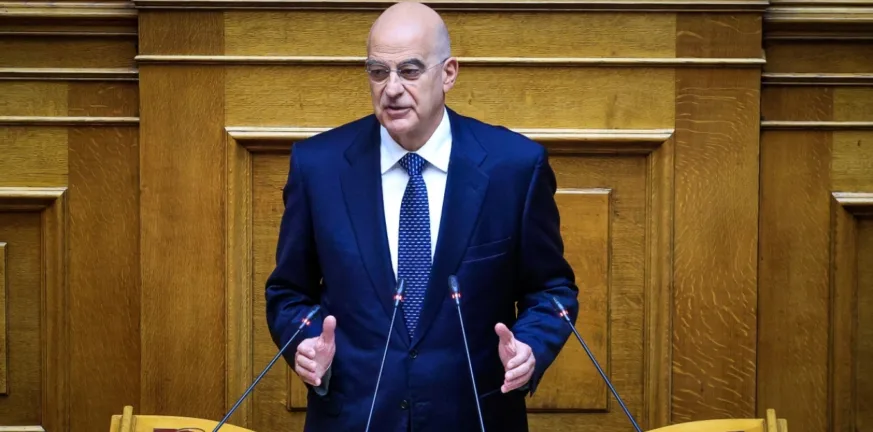 Δένδιας: Εκπτωτικό καλάθι για οικογένειες στρατιωτικών