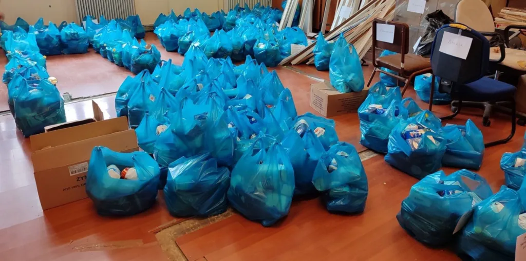 Δήμος Ερυμάνθου: Διανομή τροφίμων σε 430 συμπολίτες ενόψει των εορτών