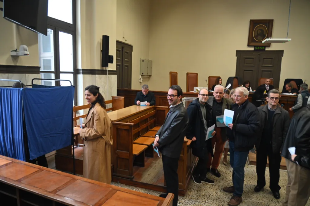 Συμπληρώνεται ο χάρτης των Δικηγορικών Συλλόγων: Βγήκαν τα ΔΣ, μένουν οι πρόεδροι - Τα μέλη που εκλέγονται σε Πάτρα, Αιγιάλεια, Καλάβρυτα Συμπληρώνεται ο χάρτης των Δικηγορικών Συλλόγων: Βγήκαν τα ΔΣ, μένουν οι πρόεδροι - Τα μέλη που εκλέγονται σε Πάτρα, Αιγιάλεια, Καλάβρυτα