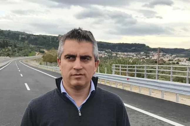 Υπολειπόμενες εργασίες έως τον Φεβρουάριο στον αυτοκινητόδρομο Πατρών-Πύργου - Τι απάντησε ο Δήμας