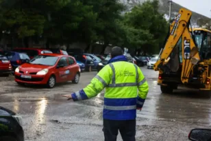 Κακοκαιρία Byron: Ποιοι δρόμοι στην Αττική είναι κλειστοί, ποια σημεία να αποφύγετε