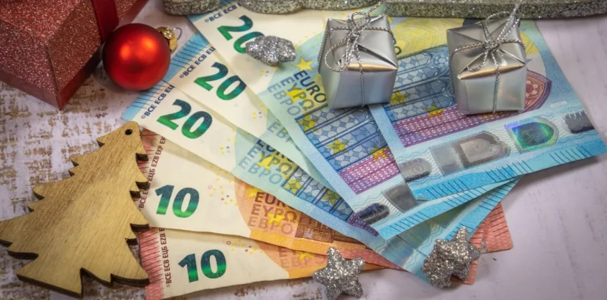 Δώρο Χριστουγέννων 2025: Πιο νωρίς φέτος η πληρωμή στους εργαζόμενους