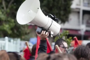 Η απεργία της 16ης Δεκεμβρίου: Ποιοι συμμετέχουν, τι ισχύει για τα ΜΜΜ