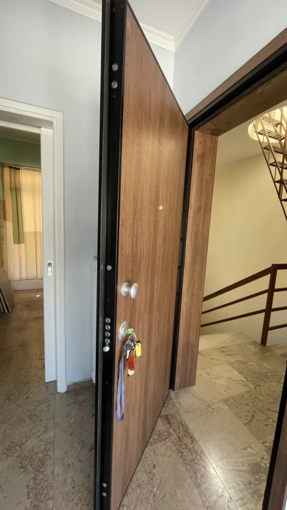 ΥΨΗΛΑ ΑΛΩΝΙΑ πλησίον