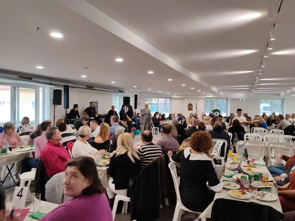 Το γλέντησαν στο ΕΚΑΜΕ Αιγίου ΦΩΤΟ Το γλέντησαν στο ΕΚΑΜΕ Αιγίου ΦΩΤΟ