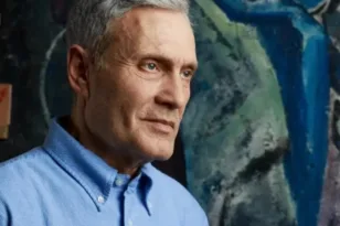 Τελευταίο αντίο στον Αλμπέρτο Εσκενάζυ στο αποτεφρωτήριο Ριτσώνας, η επιθυμία της οικογένειας