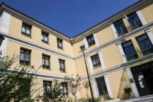 Φάρσα βόμβας στα δικαστήρια Ευελπίδων, λήξη συναγερμού