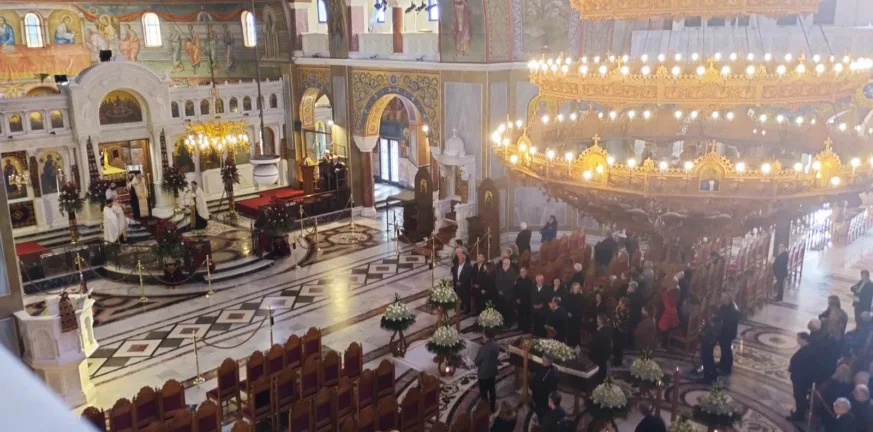 Πάτρα: Σε κλίμα βαθιάς συγκίνησης η κηδεία του πατρινού δημοσιογράφου Δημήτρη Χωρίτου