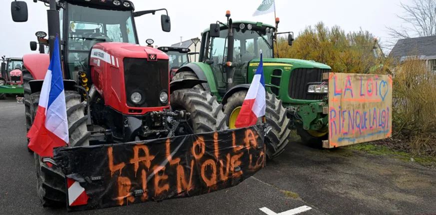 Γαλλία: Βίαια επεισόδια σε διαδηλώσεις αγροτών, ΒΙΝΤΕΟ