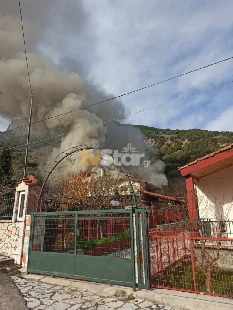 Διπλή τραγωδία στη Φωκίδα: Βρέθηκε απανθρακωμένο άτομο σε όχημα την ίδια στιγμή που καιγόταν το σπίτι του! ΦΩΤΟ Διπλή τραγωδία στη Φωκίδα: Βρέθηκε απανθρακωμένο άτομο σε όχημα την ίδια στιγμή που καιγόταν το σπίτι του! ΦΩΤΟ