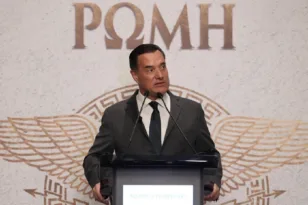 Αντιδράσεις για καταγγελίες λογοκλοπής στο νέο βιβλίο Γεωργιάδη - Μήνυση κατά χρήστη του Twitter