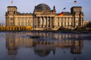 Γερμανία: Ιστορικό χαμηλό στις ευκαιρίες απασχόλησης για ανέργους