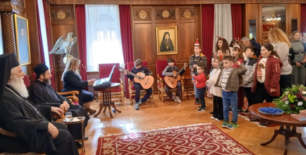 Ευχές προς τον Σεβασμιώτατο Μητροπολίτη Καλαβρύτων και Αιγιαλείας κ. Ιερώνυμο ενόψει Χριστουγέννων, ΦΩΤΟ