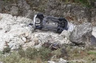 Χανιά: Οδηγός ανασύρθηκε χωρίς τις αισθήσεις του από ΙΧ που έπεσε σε γκρεμό