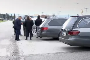 Στα Μάλγαρα οι ιδιοκτήτες γραφείων τελετών: Στο πλευρό των αγροτών με τα δικά τους αιτήματα ΒΙΝΤΕΟ