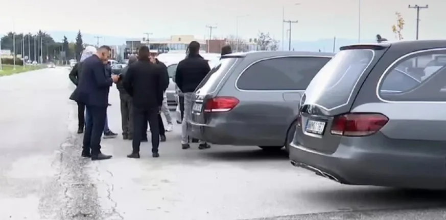 Στα Μάλγαρα οι ιδιοκτήτες γραφείων τελετών: Στο πλευρό των αγροτών με τα δικά τους αιτήματα ΒΙΝΤΕΟ