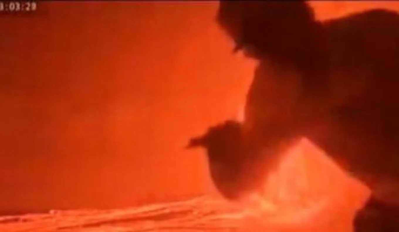 Ηφαίστειο Κιλαουέα στη Χαβάη: Βρέθηκαν δίπλα στη λάβα και πόζαραν σε κάμερα ΒΙΝΤΕΟ