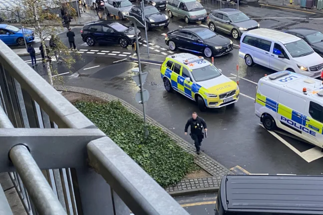 Συναγερμός στο Χίθροου: Επίθεση με σπρέι πιπεριού σε πολυώροφο πάρκινγκ, συνελήφθη ύποπτος ΦΩΤΟ-ΒΙΝΤΕΟ