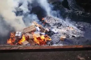 Καύση μεγάλων ποσοτήτων ναρκωτικών από το Τμήμα Δίωξης Ναρκωτικών Πατρών