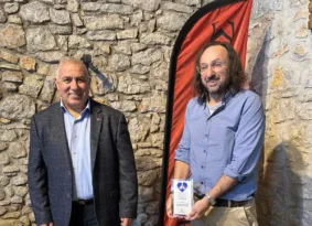 Τιμητική βράβευση για τον Αντιδήμαρχο Αιγιαλείας Γιώργο Φραγκονικολόπουλο για το έργο του στα αδέσποτα ζώα