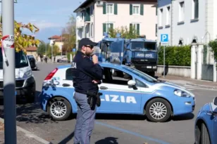 Σκότωσε τον γείτονά του που προσπάθησε να του γκρεμίσει το σπίτι με εκσκαφέα και αθωώθηκε!