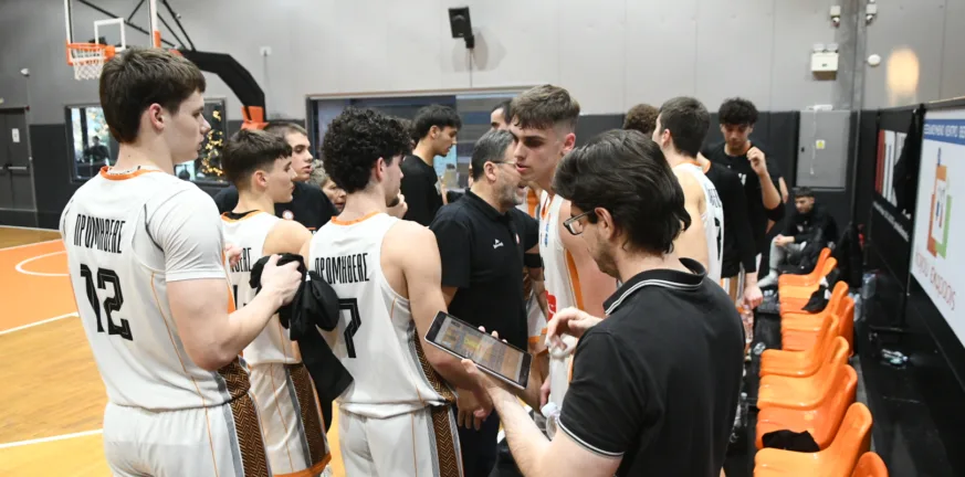 Ανετη νίκη για τον Προμηθέα 2014 στη Λαμία