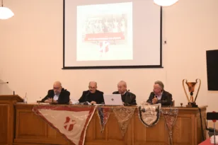 Ολυμπιακός Πατρών: Παρουσιάστηκε το βιβλίο για τα 100 χρόνια